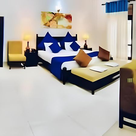 Blue Spring Hotel Wadduwa Εξωτερικό φωτογραφία