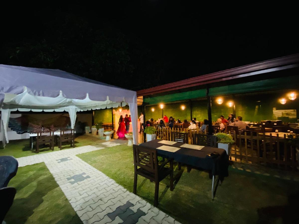 Blue Spring Hotel Wadduwa Εξωτερικό φωτογραφία