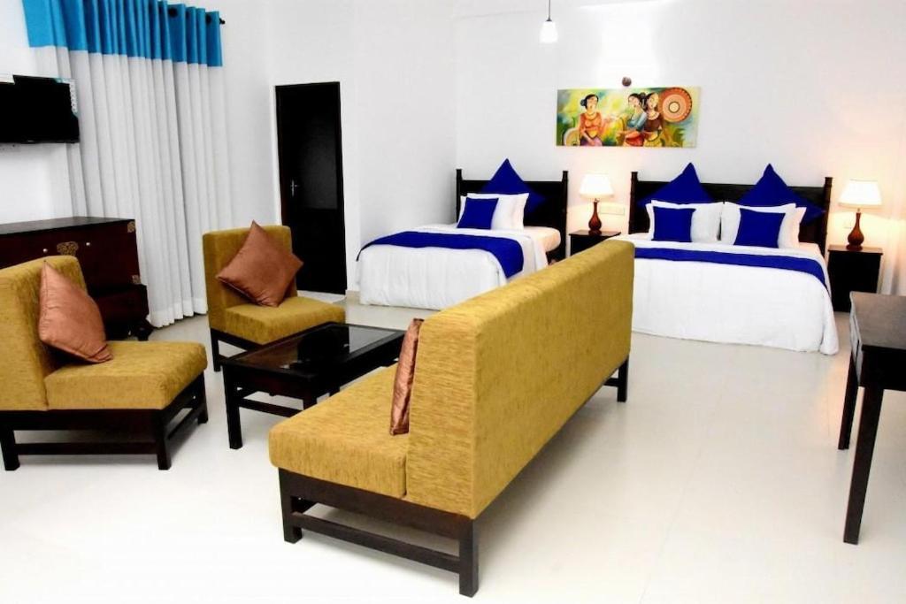 Blue Spring Hotel Wadduwa Εξωτερικό φωτογραφία