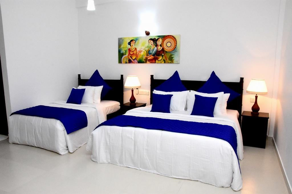 Blue Spring Hotel Wadduwa Εξωτερικό φωτογραφία
