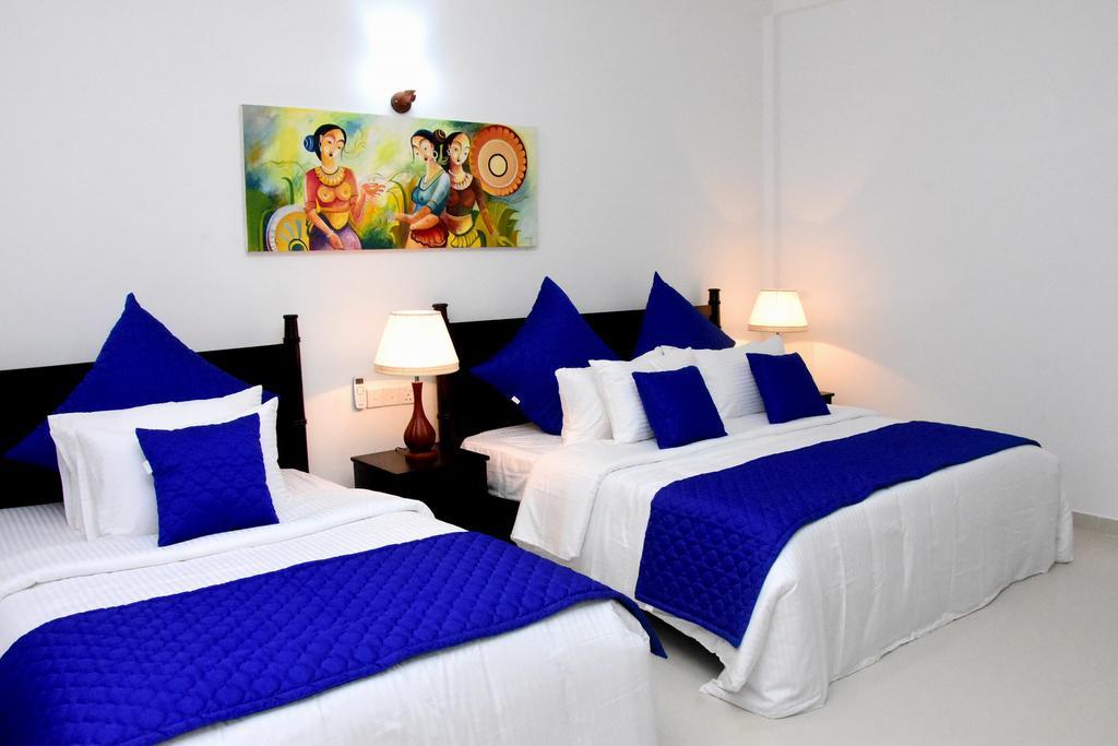 Blue Spring Hotel Wadduwa Εξωτερικό φωτογραφία