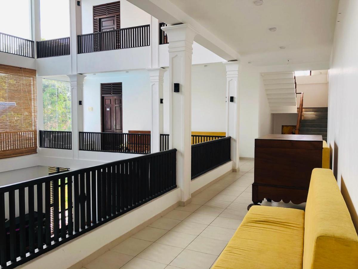 Blue Spring Hotel Wadduwa Εξωτερικό φωτογραφία